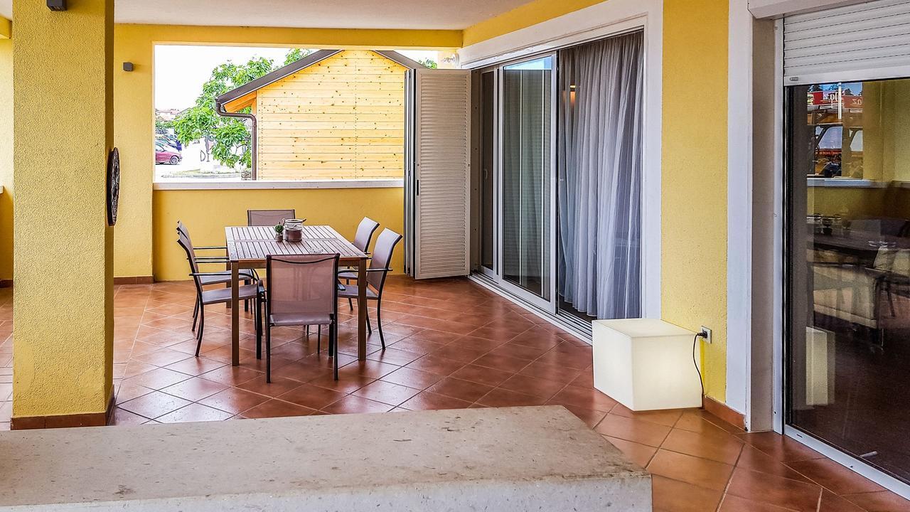Villa Ljubica Pakoštane エクステリア 写真